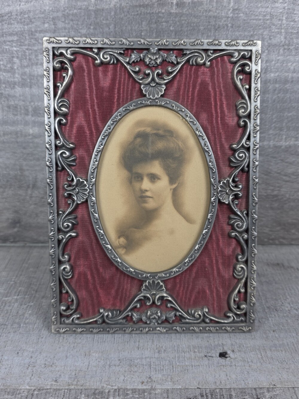 Antique Cast Metal Photo Frame Red Mat Victorian Lady Portrait 197.39